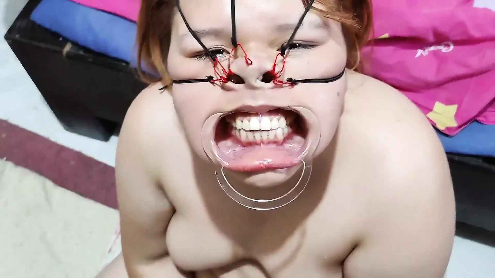 Ansikts bondage - redo för ansiktsknull