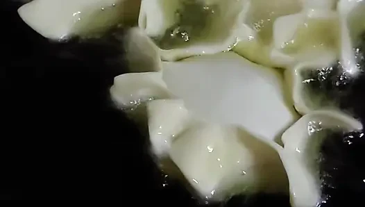 Да здравствует страна! Друзья, пирожные и секс