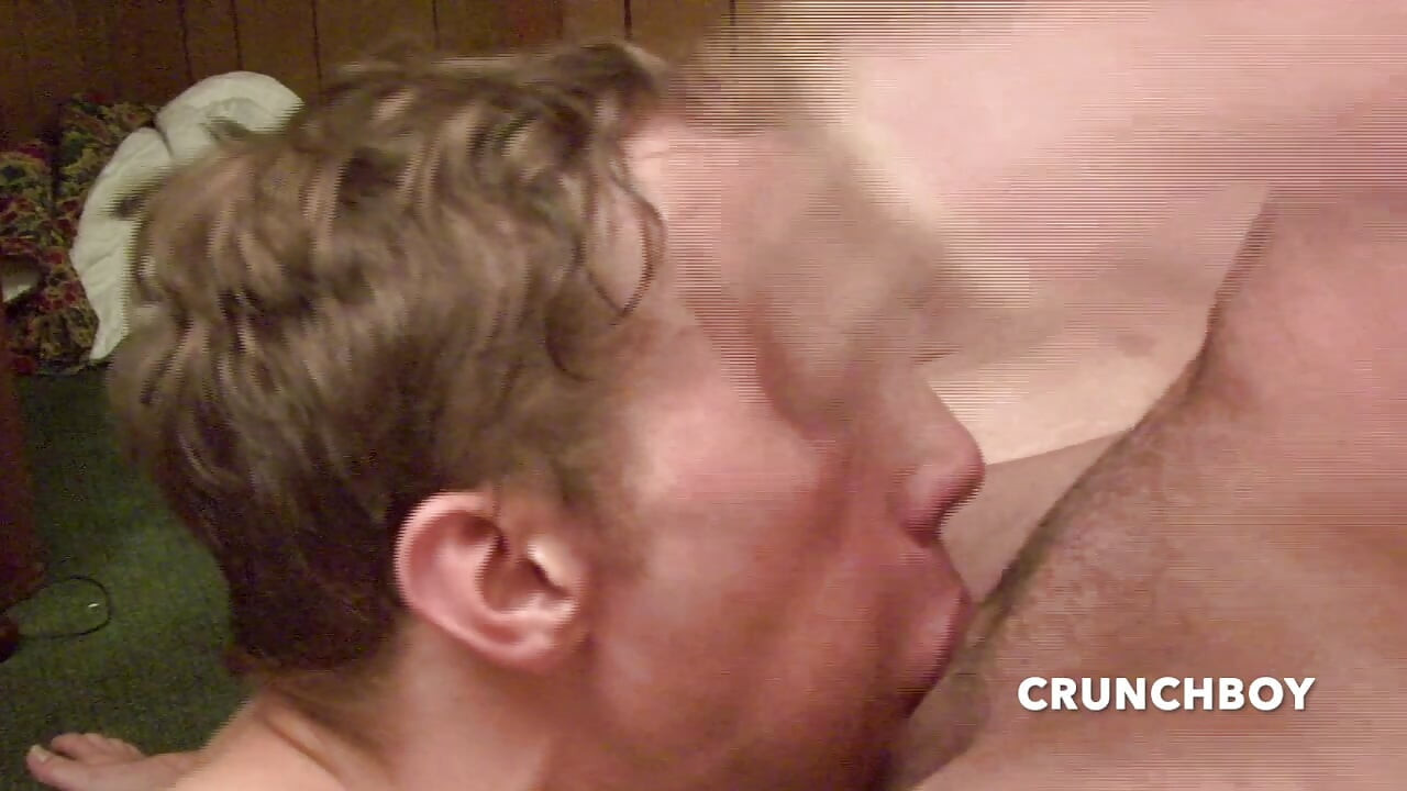 惊喜三人性爱派对机智三个 twinks 不是真正的同性恋，但