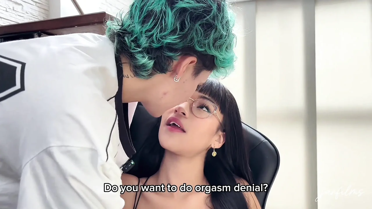 你有一个肥硕的阴户！！