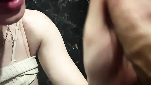 Глубокий Минет С Спермой Во Рту В Душе!