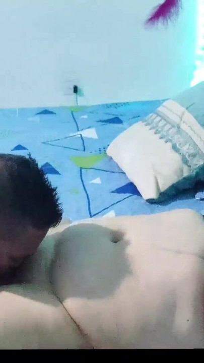 51yo mommy spreads her mature pussy wide for thick cock pounding deep. | Clip 1