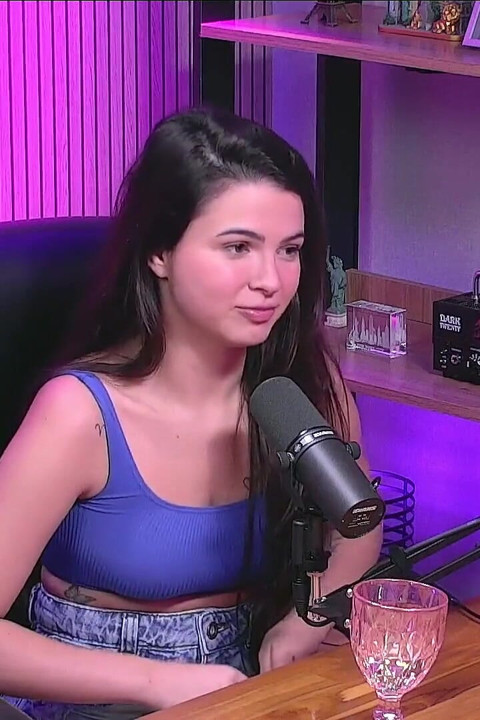 Clara Wellen Podcast với Natasha Naturista