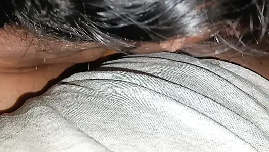 Yeni Asyalı desi dört üvey annem büyük yarağımın amında olmasını seviyor