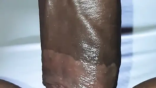 Sonunda amcığıma ateş etti.