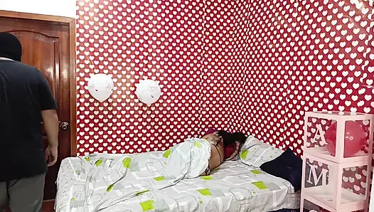 Geiler stiefsohn fickt seine schöne, vollbusige, vollbusige stiefmutter