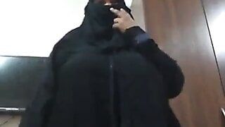 Arabische Saoudi Stiefmutter-Schlampe