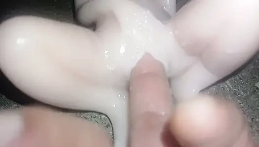 Shake pussy doll narrow pussy