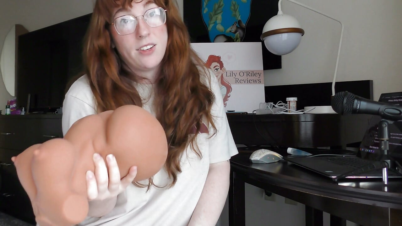 NSFW Review of the BBW Sex Doll From Goyha