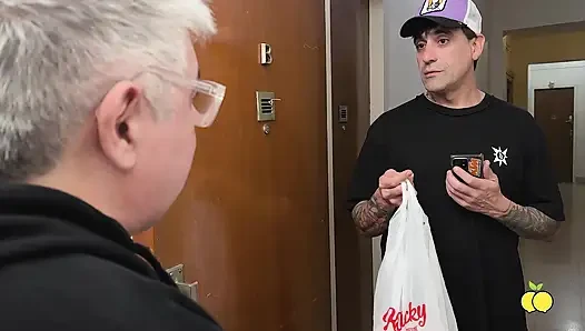 Ice cream delivery the wife while the husband is looking for money