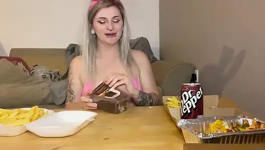 Pvc Bunny Girl Burps and Gets Bloated Filming Mukbang