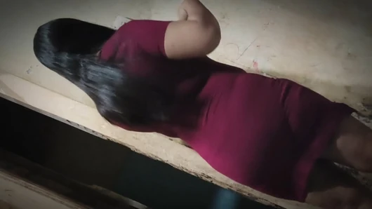 Arkadaşımın karısıyla aldatıyor seksi kadın