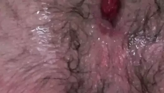 Daha önce hiç olmadığı gibi kıçımı yumruklayacak birine ihtiyacım var