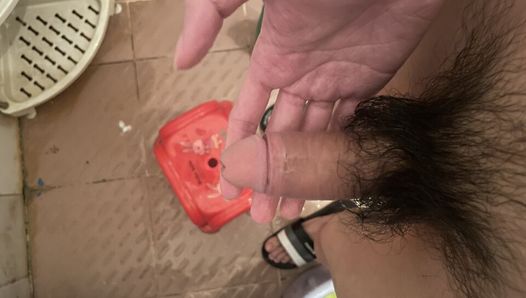 A classmate came to stay at home temporarily and was secretly photographed. The cock is black and long, with a lot of ha