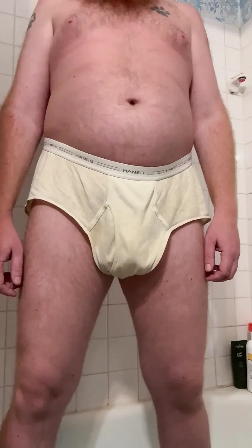 Pis in oude versleten slip