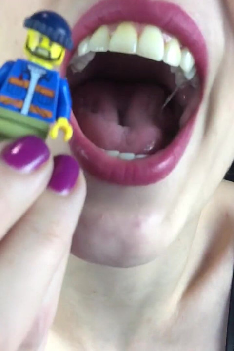 페티쉬를 먹는 거인들