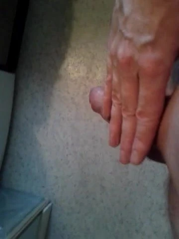 Bite giflée et cage de chasteté gelée
