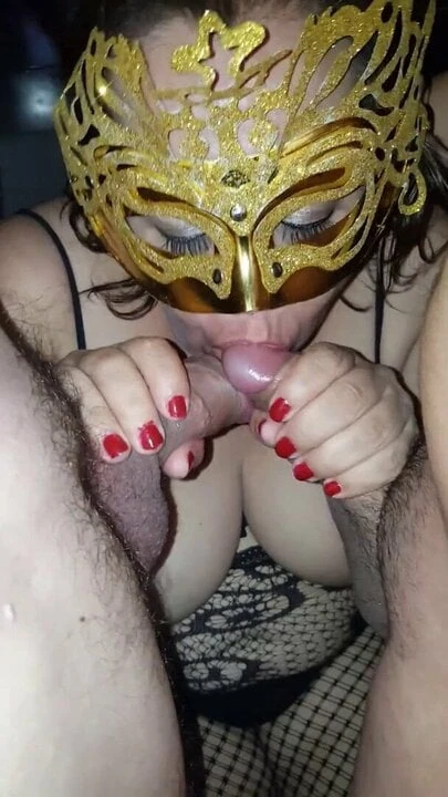 My wife love suck dick