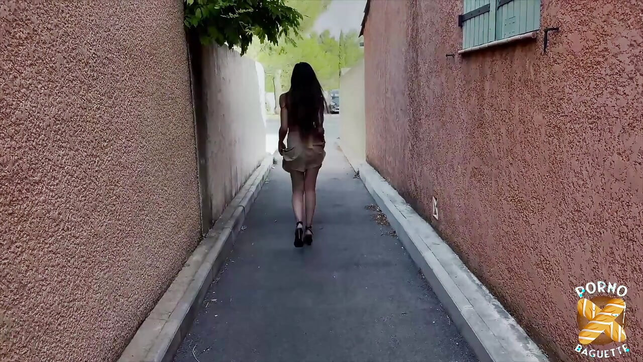 Lola, Young Chick, Wants a Hot Threesome