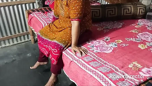 Adik tiri pertama kali
