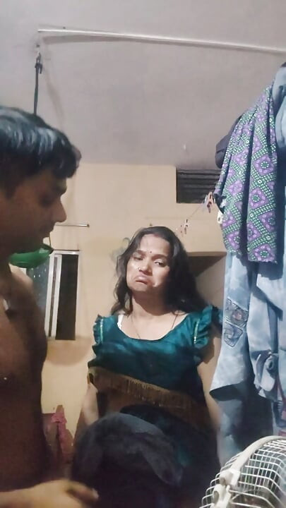 Deshi bhabhi ki chudai video hindi me