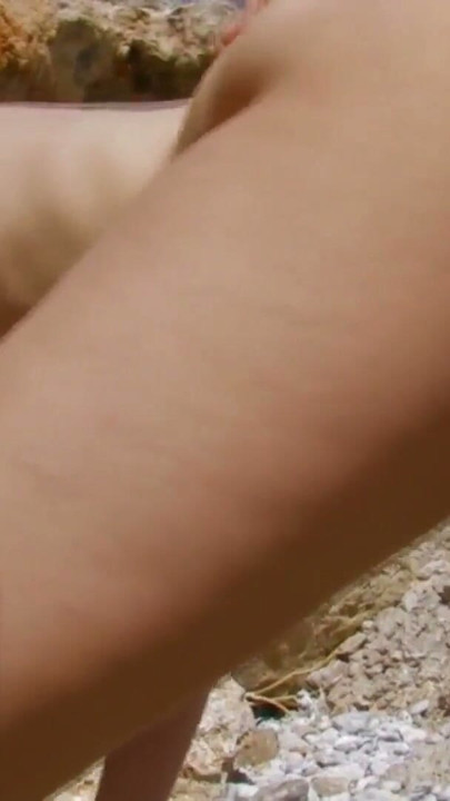 Kthylee fucked on the beach by Leo Galvez | Clip 1