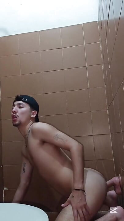 Sitting on the Dildo Until Orgasm Without Using Hands