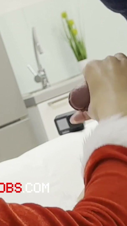 Sexy Santa gives an incredibly hot Handjob by working on a Big Cock for New Year Celebration in Pantyhose | Clip 1