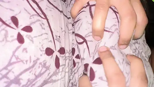 Pacar imut selingkuh sama pacarnya & pergi ke hotel sama temannya sendiri - pantat montok dan toket besar pacarnya yang lagi sange berat