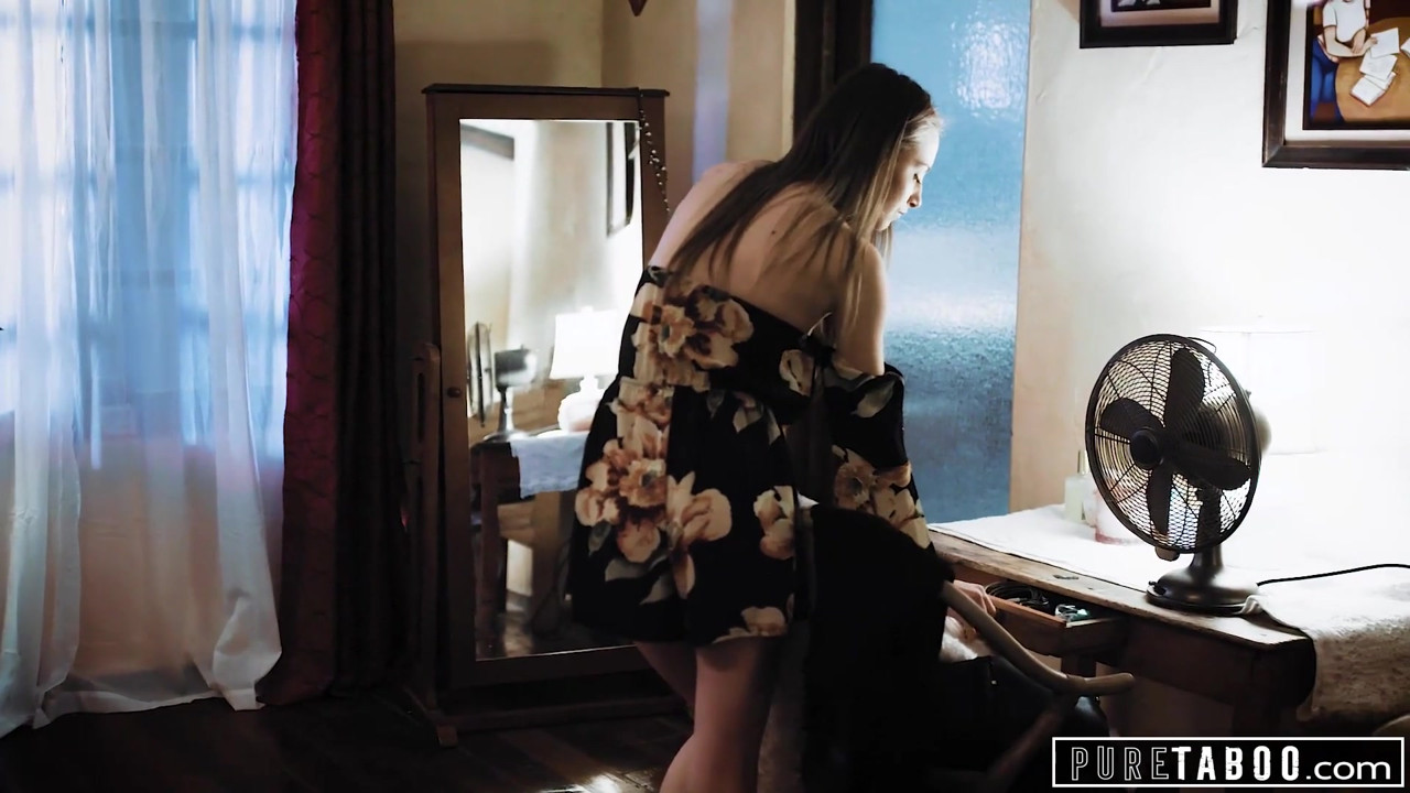 継母と継父と捕まる純粋なタブー、カイラー・クインが参加