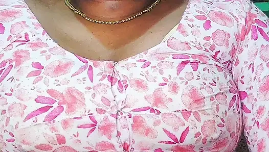 Desi item girl kavita model Part - 01