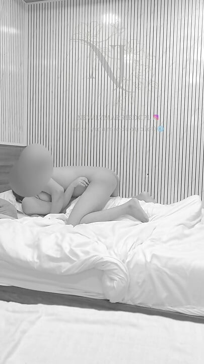 Desi indian wife gets fucked hard after getting fucked by stranger