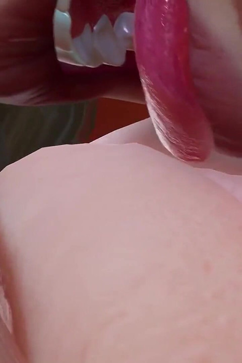 Mature Milf eating Young Asian pussy : 3D Porn