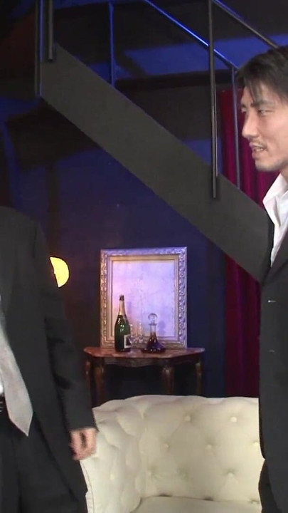 Unforgettable moment from "Asiatin wird nach dem Abschlussball von drei Typen zerstoert"