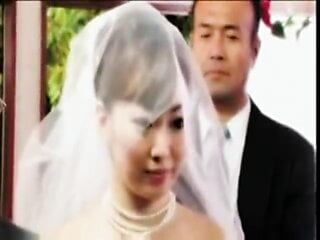 Noiva japonesa abusada no casamento
