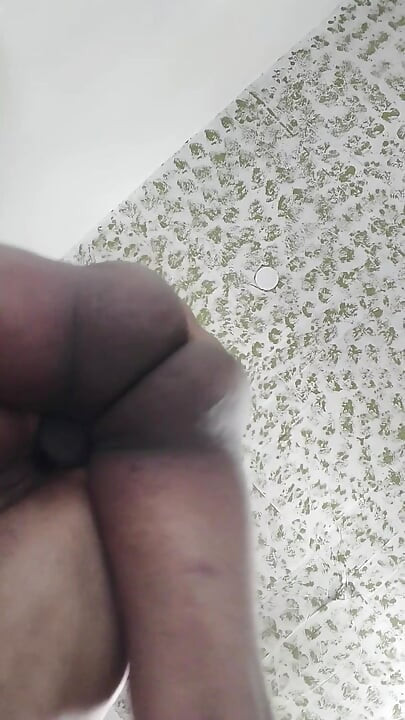 Hoje eu estou indo para uma festa meu meio-irmão é uma varanda colocando Bal