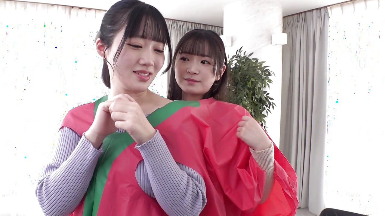 パート1 仲良し女子大生2人組がきゃぴきゃぴ超密着二人羽織で協力プレイ！令和の新感覚ゲームに挑戦！制限時間以内にフル勃起男子をイカせることができたら賞金GET！！