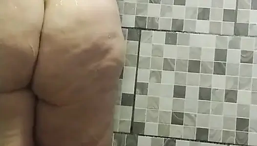 Stepmom forgets cell phone on, in call with stepson