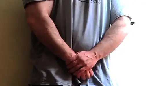 Çatı odasında oynayacak çok eğlenceli bir oyuncak buldum