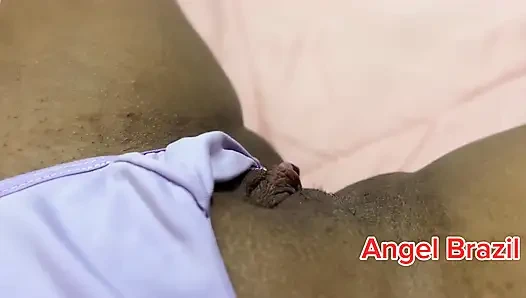 Tonton aku crot sambil coli