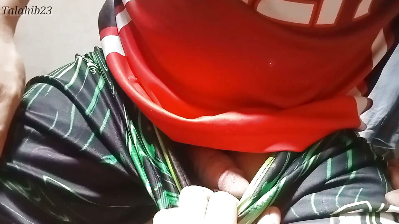 My Partner Massaged My Legs So Hard That I Squirted A Lot Of Cum.