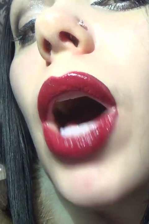 You love my lips & lipstick