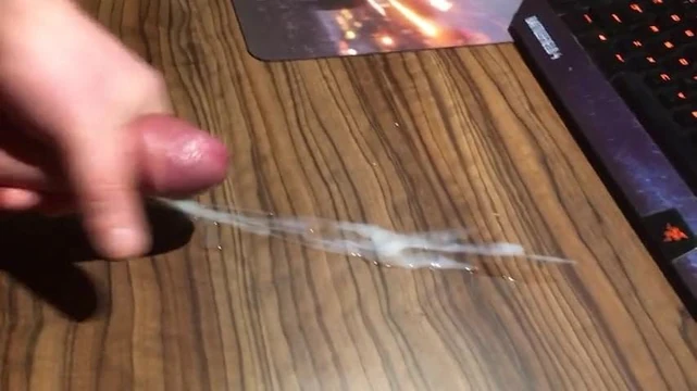 My biggest cumshot up to date!