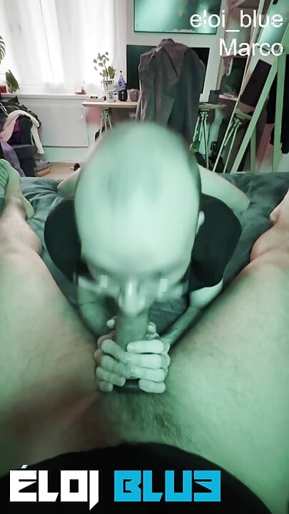 Daddy's regular visit - oral service and feet play