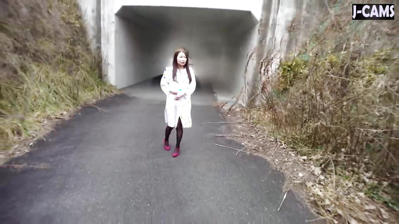 Juguetona nutricionista con lengua larga provoca lentamente dibujarte con una sonrisa traviesa ep. 2