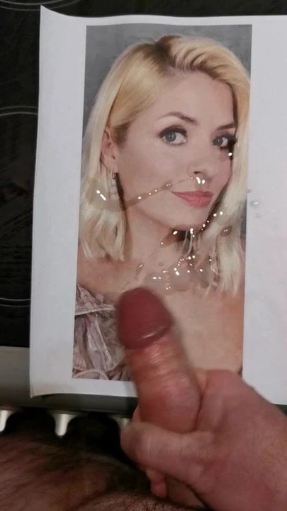 Holly Willoughby Cumtribute 178