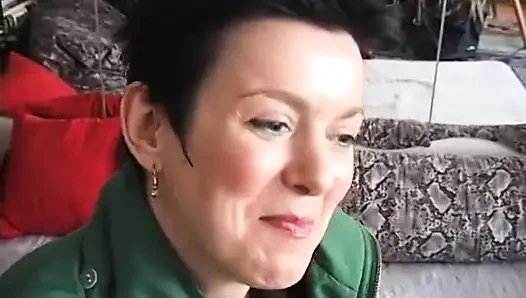 Busty amateur MILF slut sucks small dick