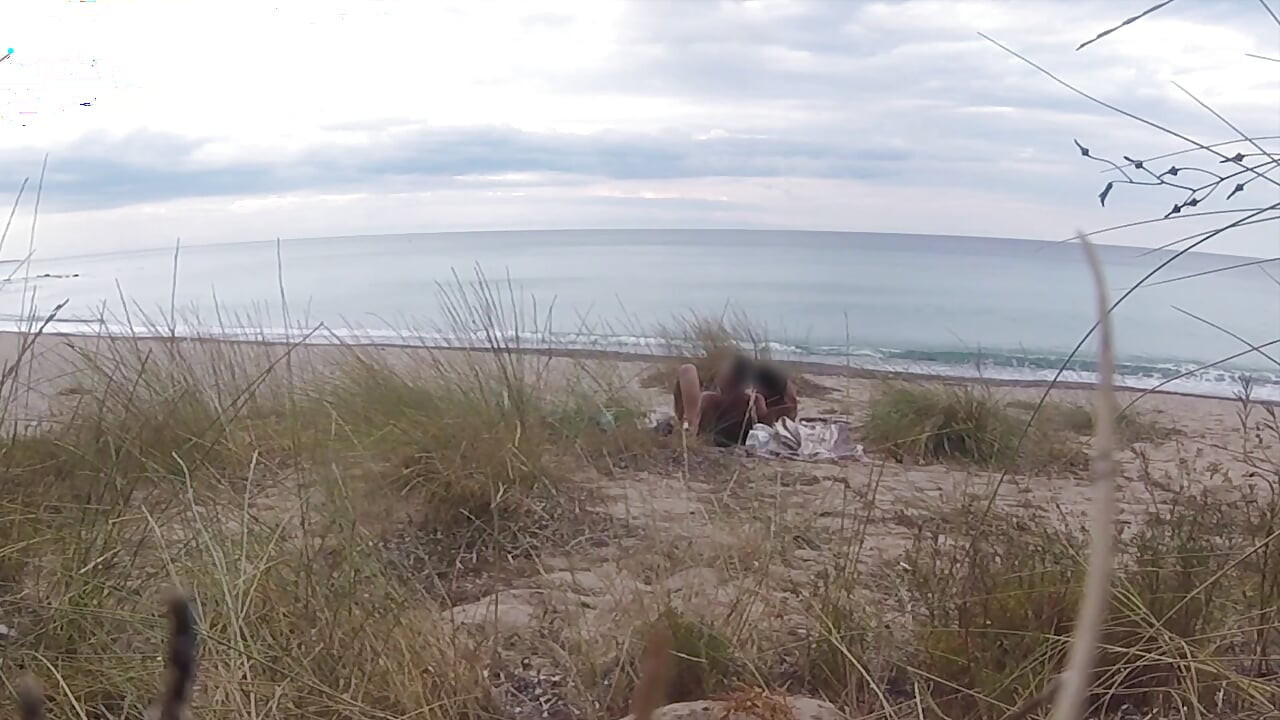 Französische Lehrerin Schlampe Blowjob Amateur Am Fkk-strand, Öffentlicher Fremder Mit Abspritzen - Misscreamy
