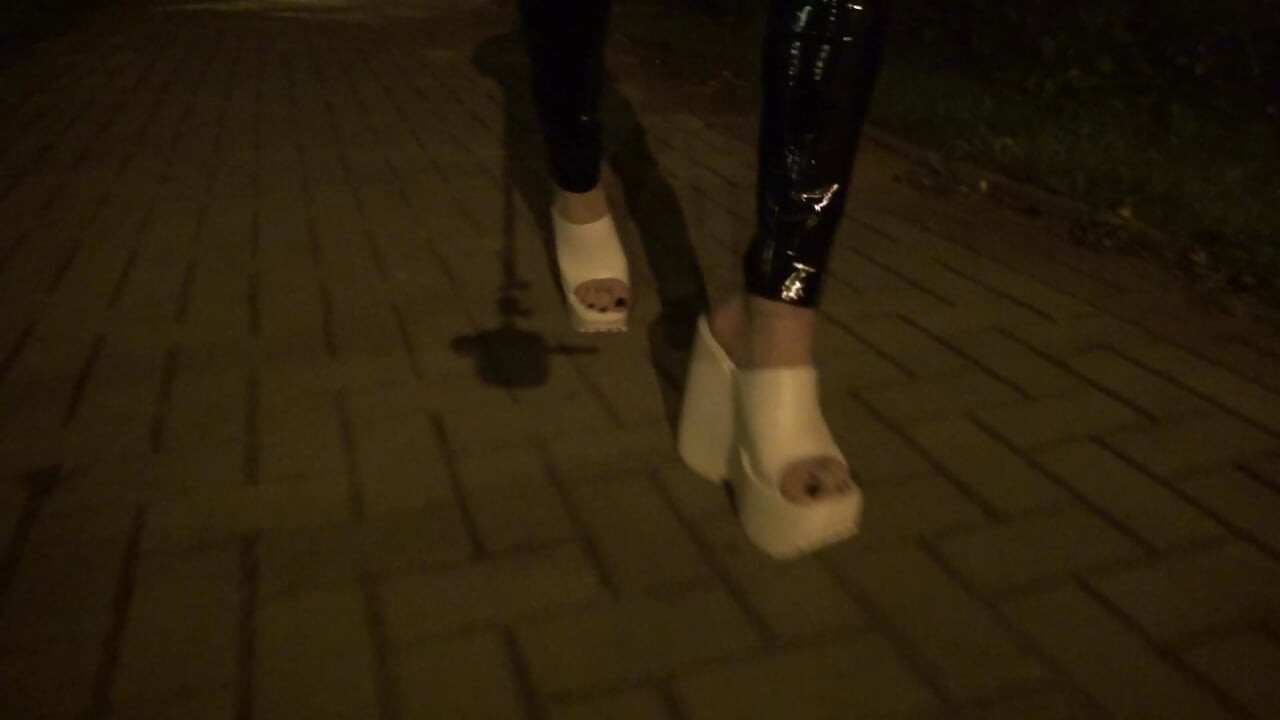 night walking - public crossdressing