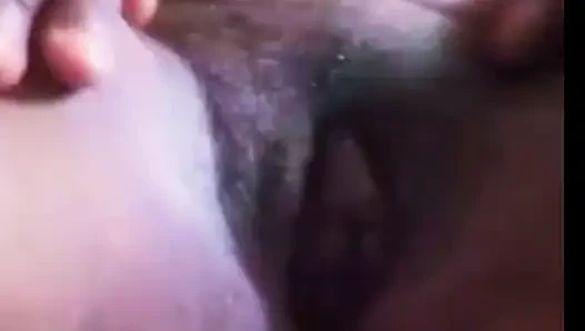 Мокрая киска Roselee